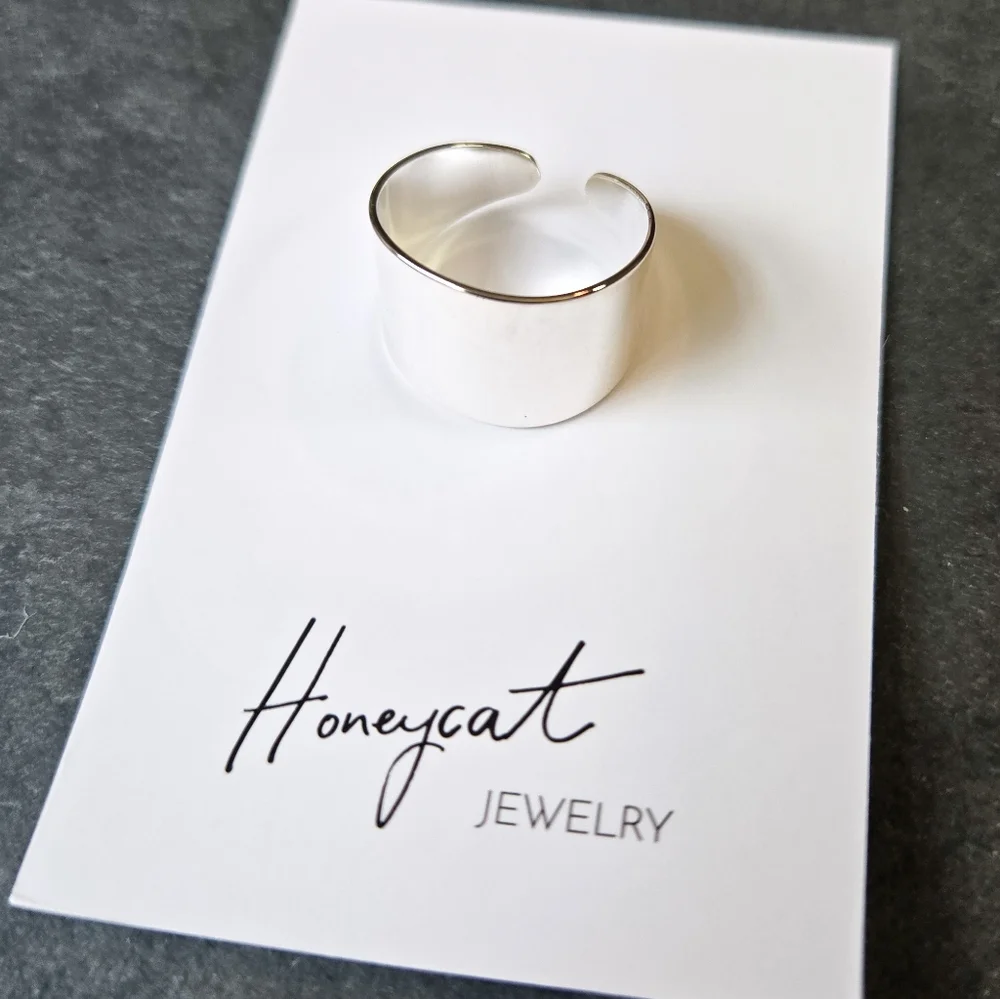 🦋LAST🦋 NWT Honeycat Thick Silver Wrap Ring